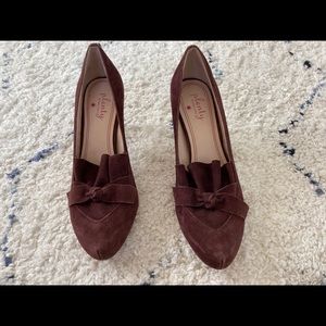 FLASH ⚡️⚡️⚡️ SALE!!! Tracy Reese burgundy suede heels, size 6. NEW!